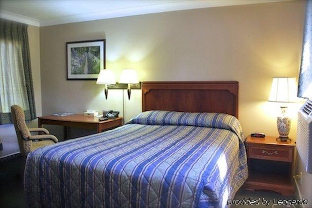 Hotel Moonlight And Sudbury